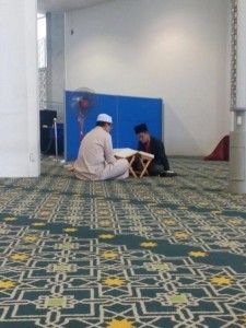 CM takes opportunity to recite at the State Mosque