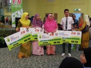 莎阿南41学府师生  回收逾11万资源