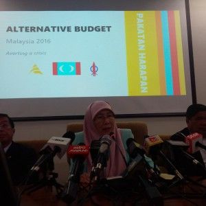 Separate PM and Finance Ministry portfolios to prevent concentration of power