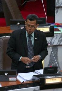 尤努斯：耗400万       维修76民众会堂