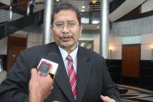 斥伊巫组雪联合政府      依斯甘达：没有必要