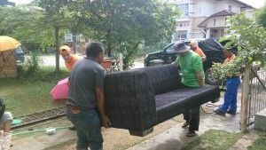 援助水患灾黎 雪快速行动队随时候命