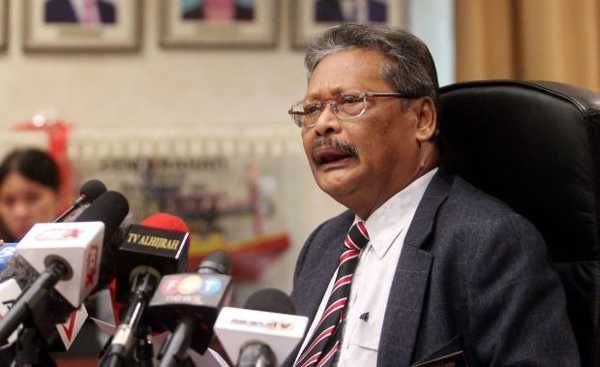 AG sila rujuk Perlembagaan