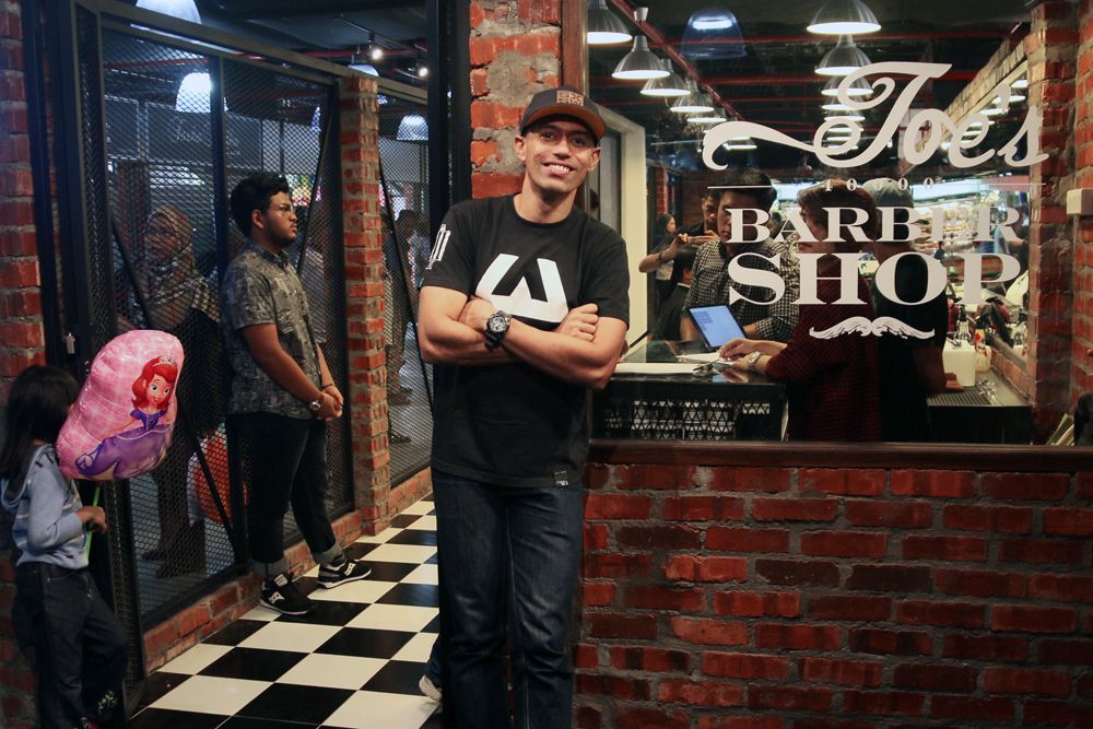 Joe's Barber Shop kini di Kompleks PKNS