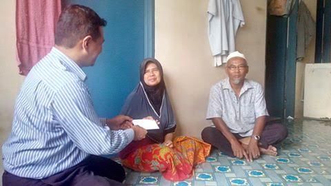 LZS ziarah mak cik ambil upah bungkus sup bunjut