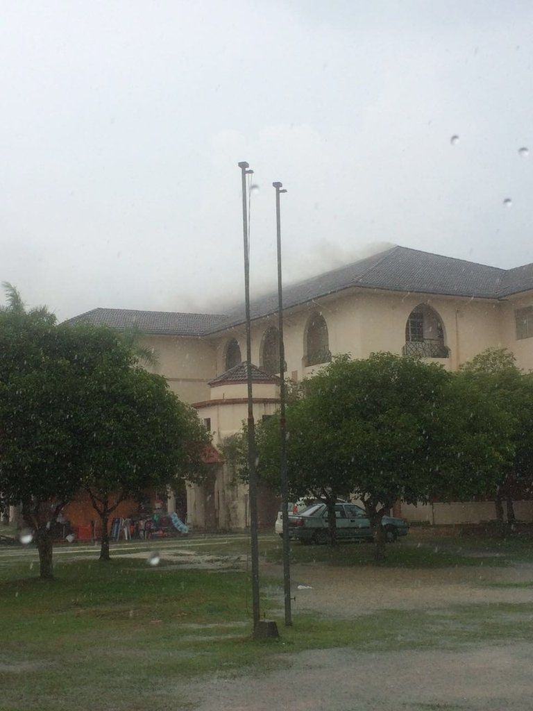 Fire in KUIS Akademik Blok caused by lightning
