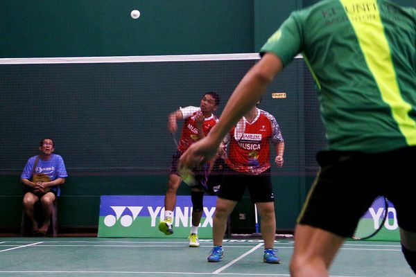 首相:学校及大专院校禁开课