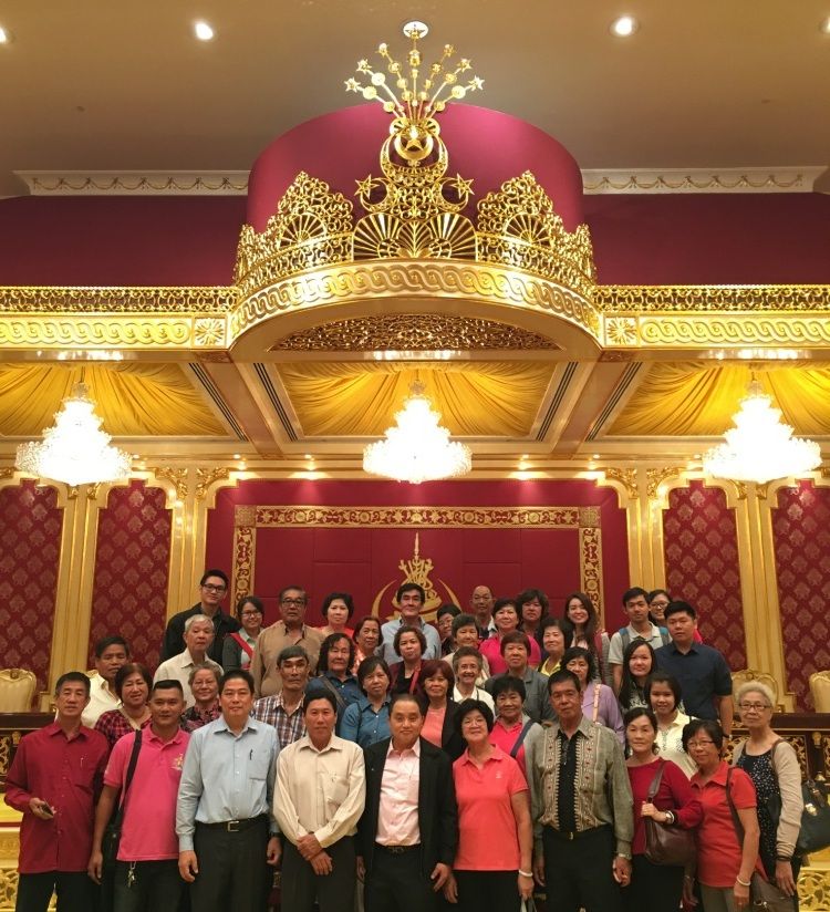 黄瑞林带队  适耕庄40人游皇宫