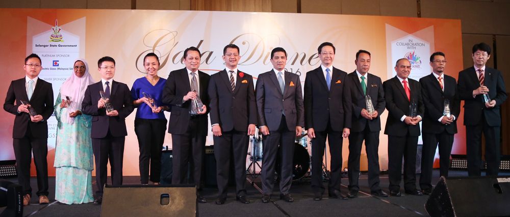 2015年达79亿 雪制造业吸资1307亿