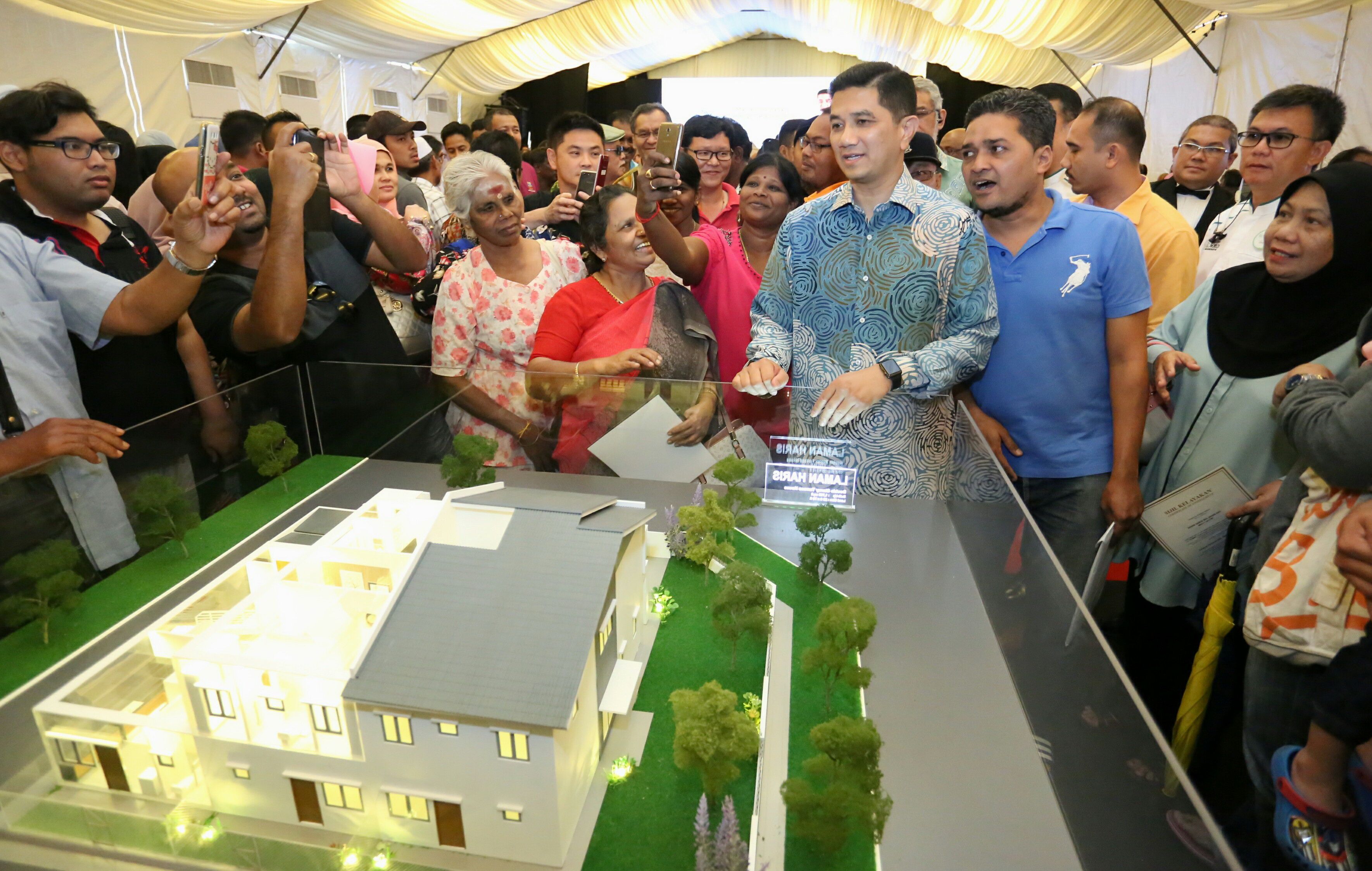 要发展先建可 负担屋  雪确保居者有其屋