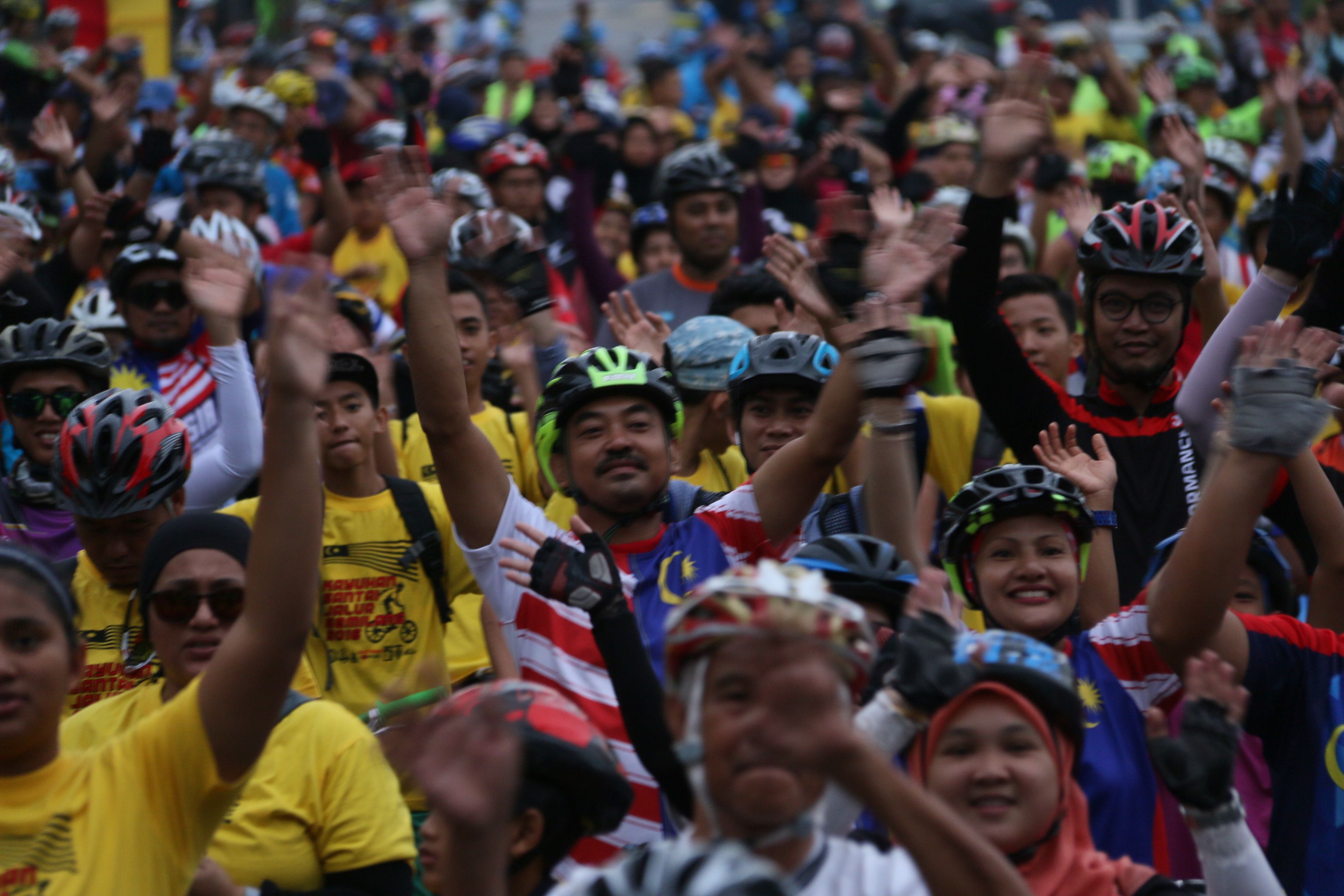 1000铁马好手远征14公里