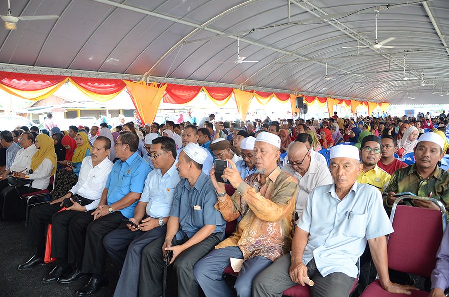 阿兹敏：提高竞争力  雪城乡发展并重