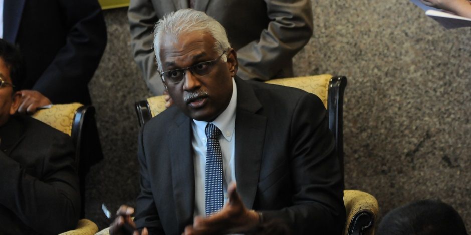 派发物资被指违令引群聚  警开档查巴生国会议员查尔斯