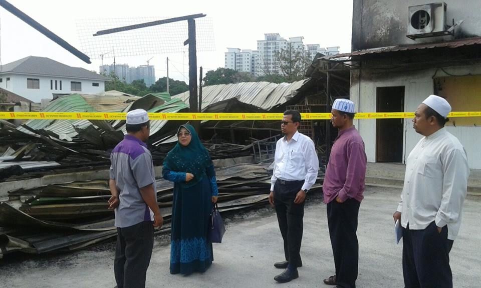 Exco visits SMIP fire incident site