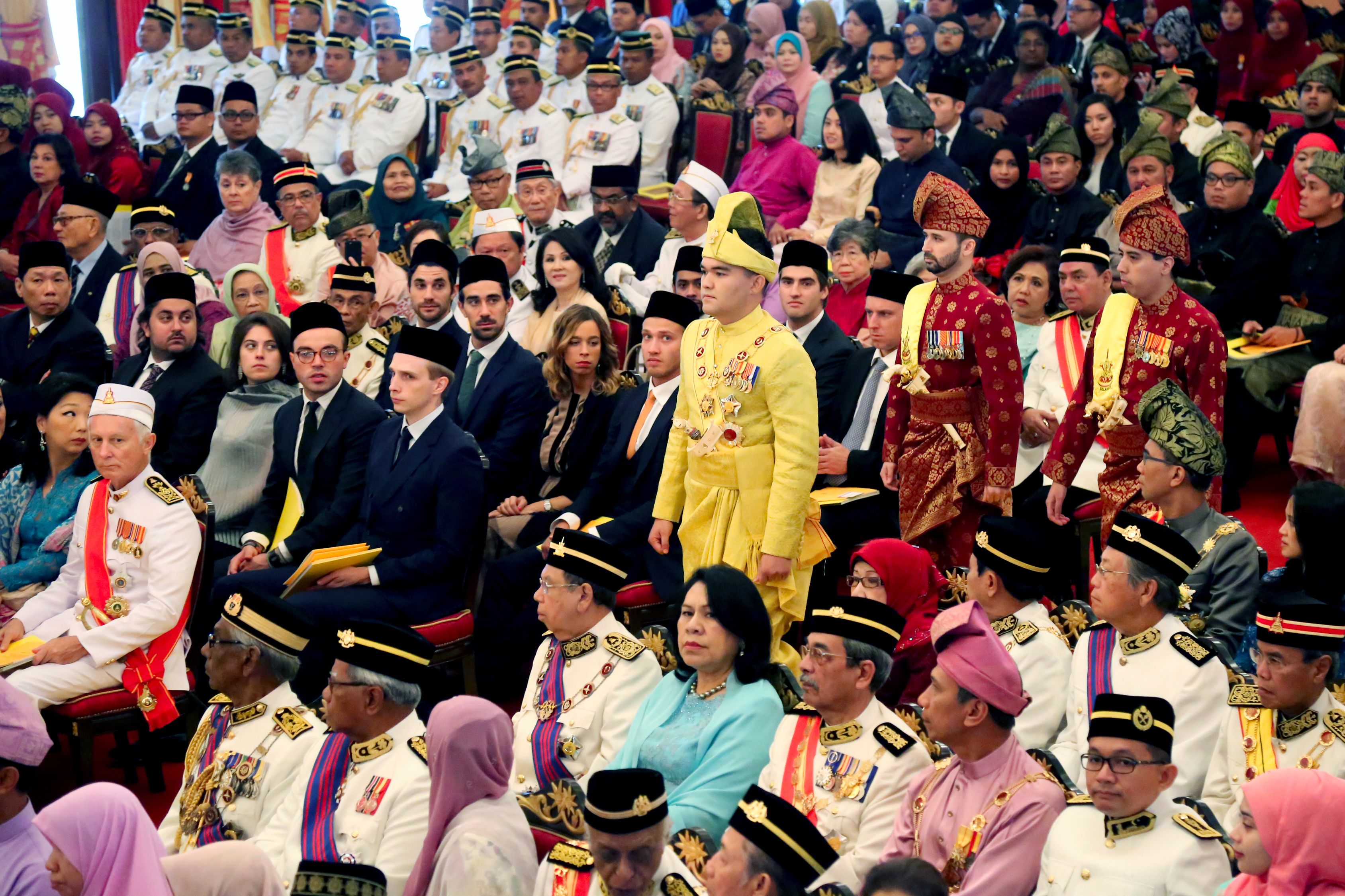 东姑阿米尔沙册封为雪州王储