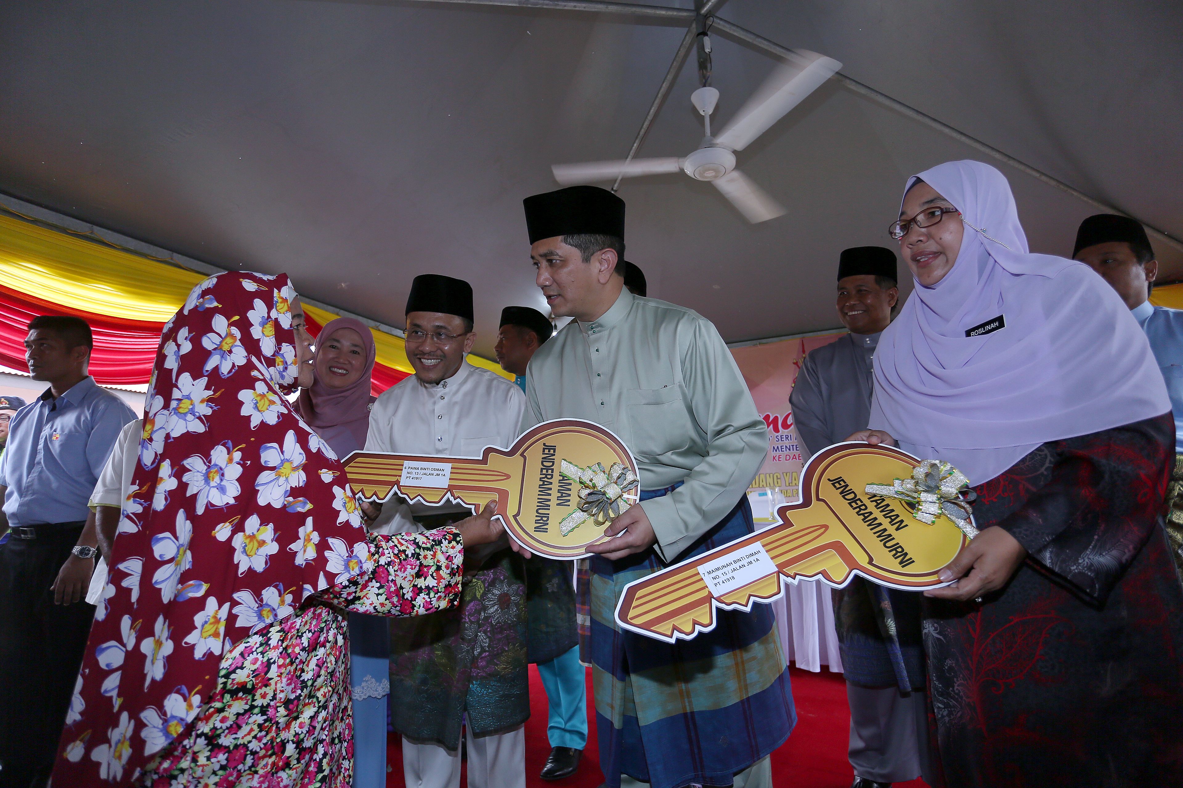 雪2017年预算案  行政开销多于发展开销