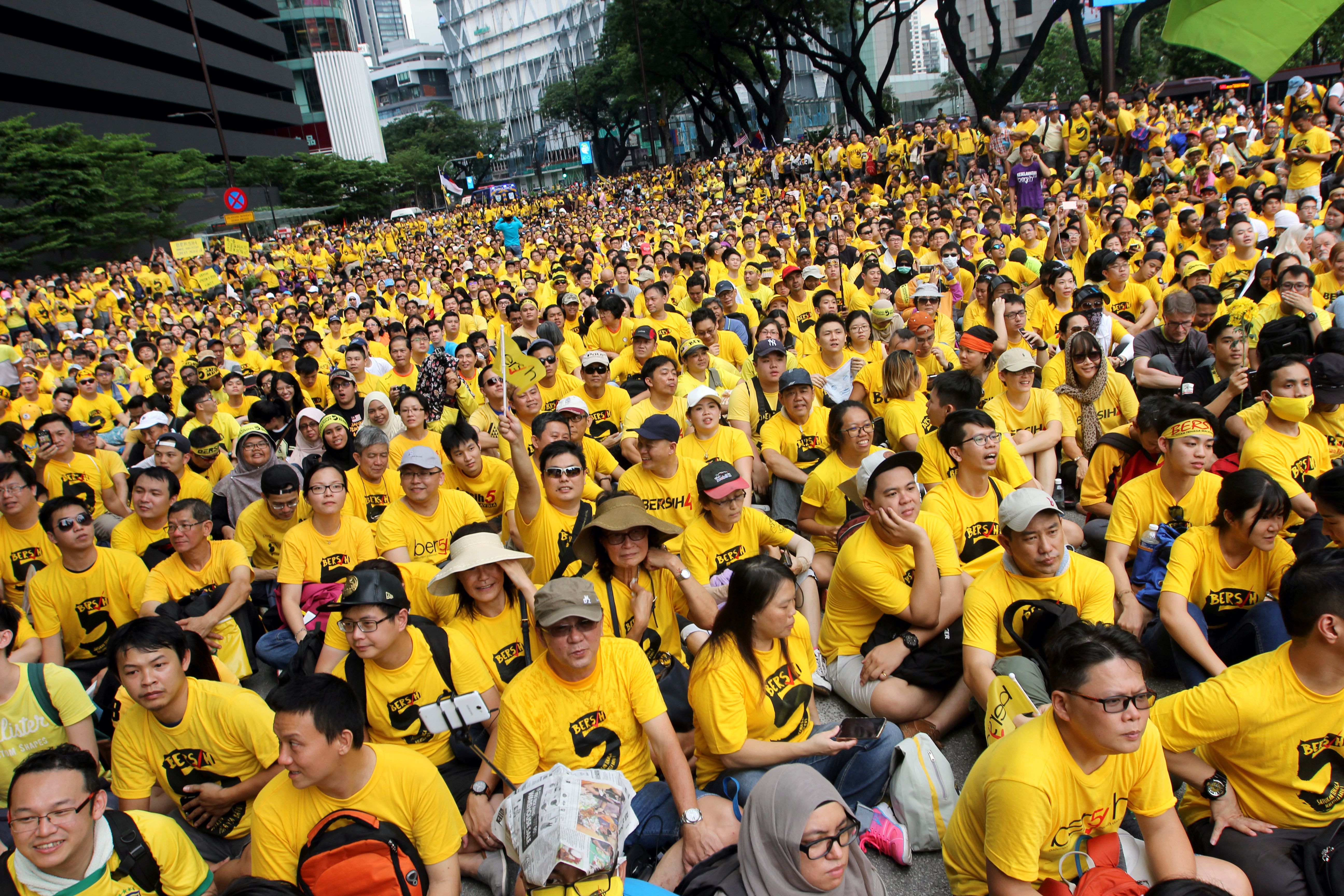 人民不当沉默的羔羊