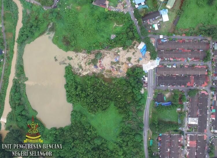 Serendah landslide caused by old mining activities