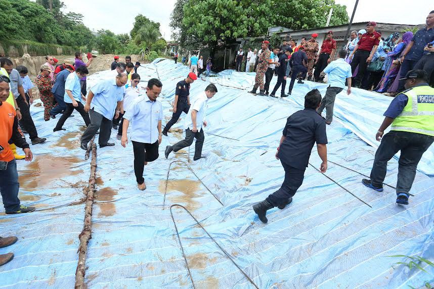 80万巩固地陷地质  雪政府助住户修屋