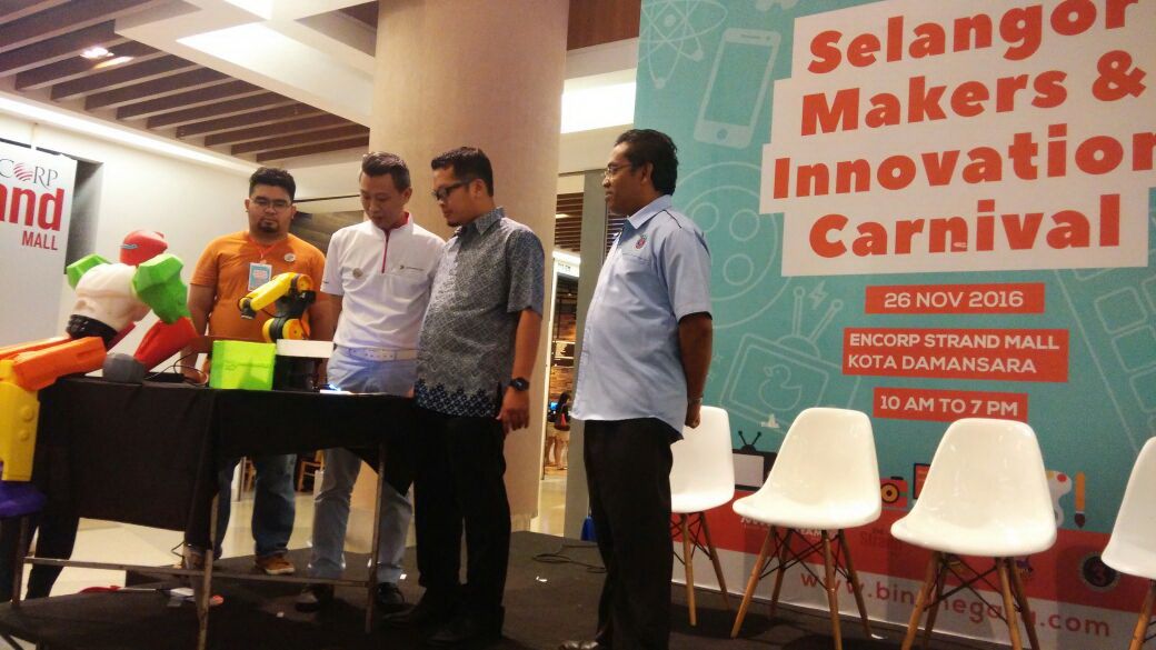 雪精明教育展  助毕业生规划升学路