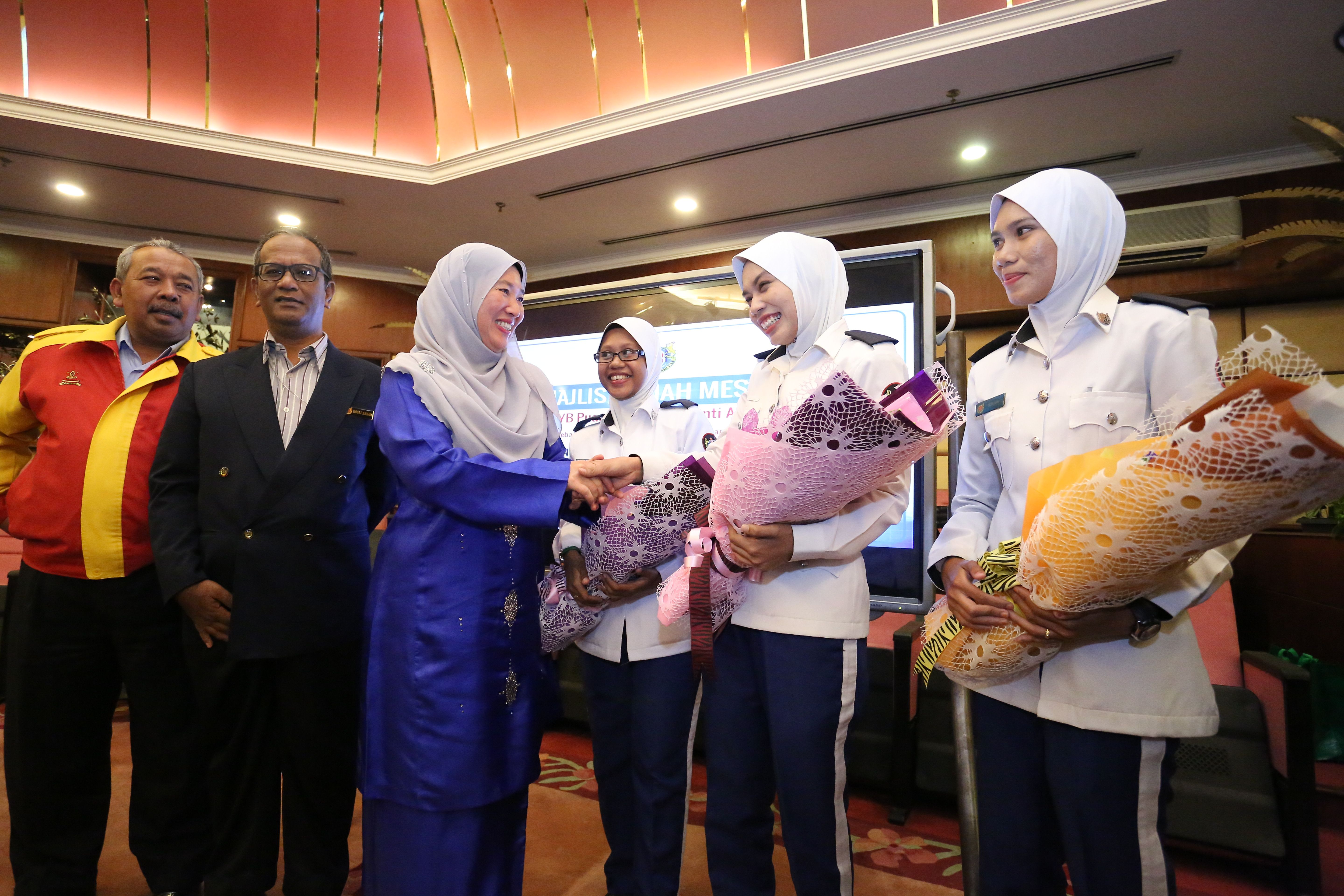 执法人员贡献受肯定