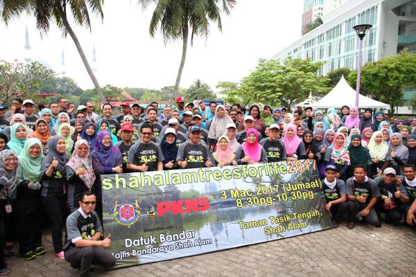 MBSA-PKNS planted 2,830 trees to green Shah Alam