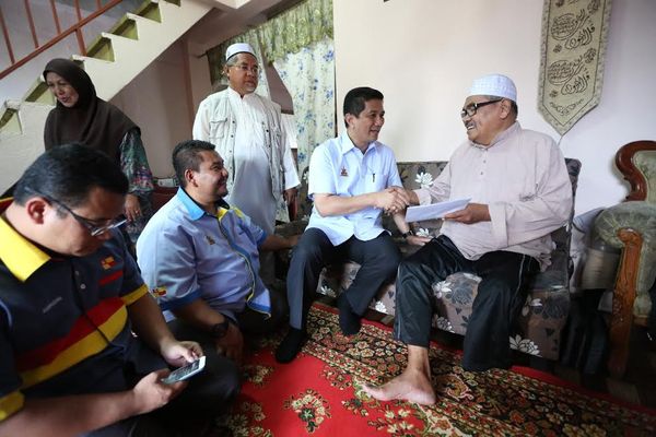 முன்னால் இராணுவ வீரர்களை நினைவில் கொள்ள வேண்டும்