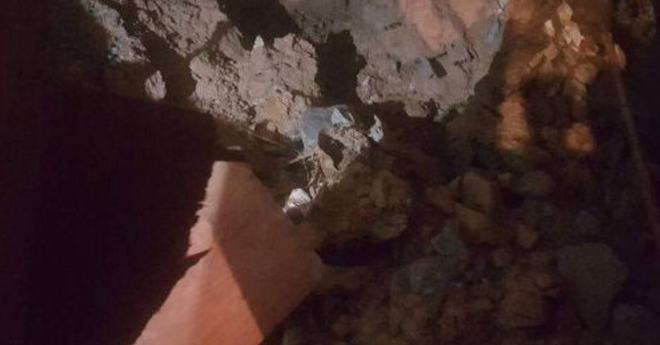 Dua rumah terjejas akibat tanah runtuh