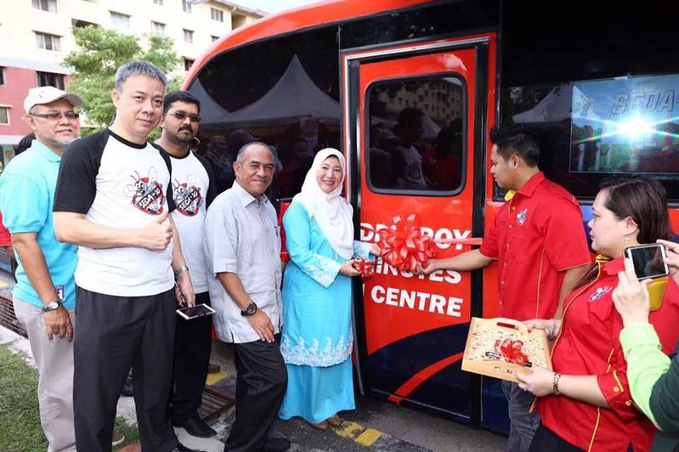 莎阿南释放带菌黑斑蚊  减少骨痛热症病例