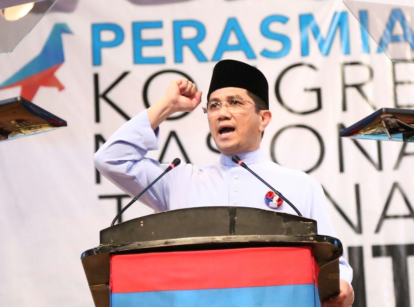 மலாய் இஸ்லாமிய முகமுடி அணிந்த கிளிப்தோகிராட்டை எதிர்க்க வேண்டும், போற்றப்பட அல்ல!!!