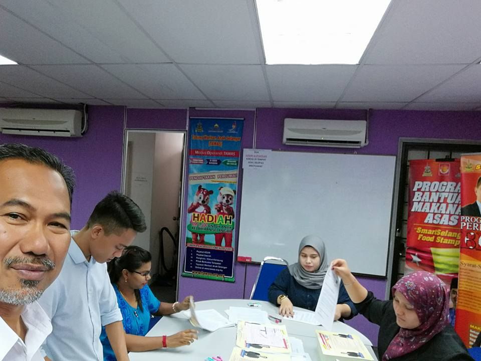 மாநில அரசாங்கத்தின் நற்பெயரை களங்கப்படுத்த சட்ட மன்ற உறுப்பினர்கள் கட்சித் தாவல் என்று தவறான பிரச்சாரம்