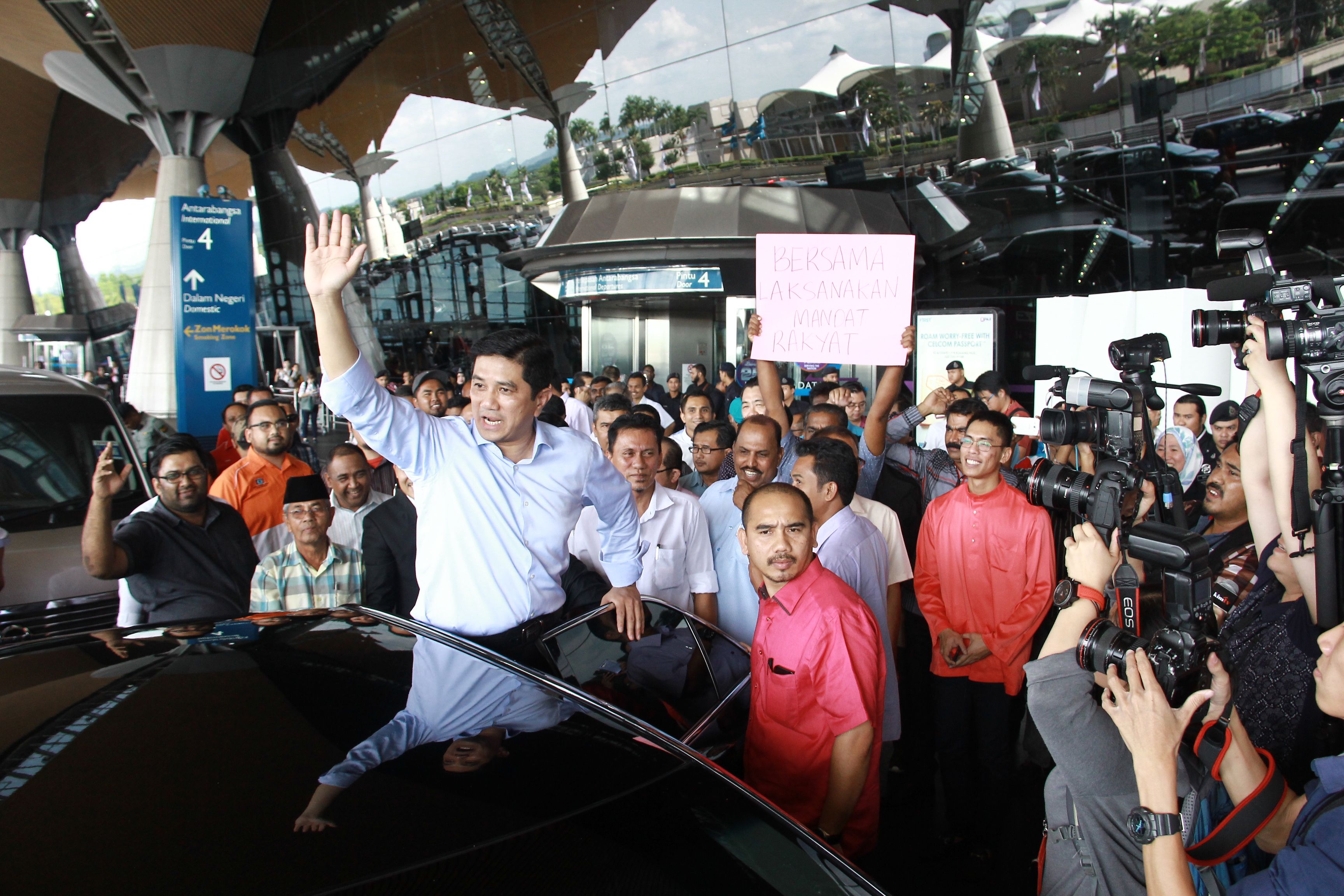 巫统称雪州政权不稳  阿兹敏：大选快到了