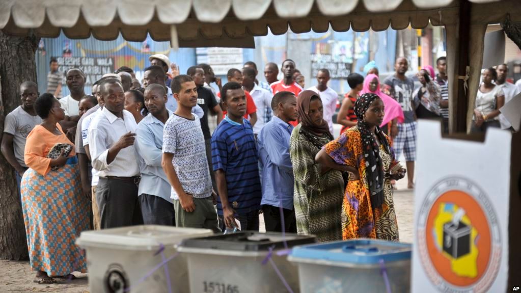 9900公仆伪造学历  遭坦桑尼亚政府革职