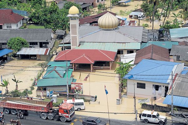 உலு லங்காட் வெள்ளத்திற்கு மறுசீரமைப்பு பணிகள் காரணமல்ல