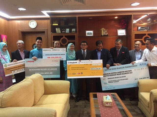 Six subsidiaries contributed RM1.95 million for July 2 state’s Aidilfitiri celebration