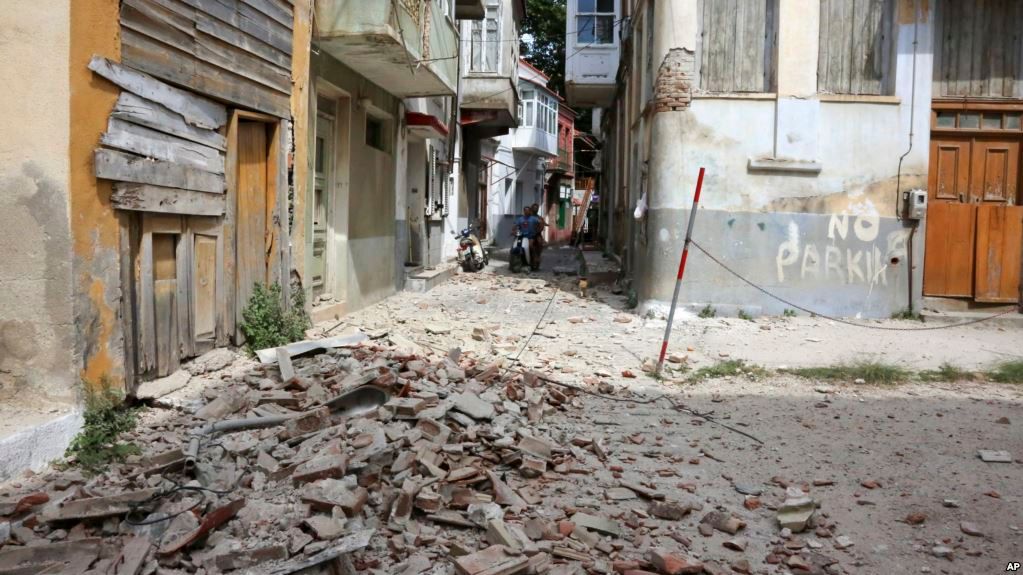 爱琴海6.3级地震  希腊至少1死10伤