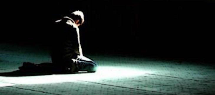 Tular memo majikan larang solat tidak berasas