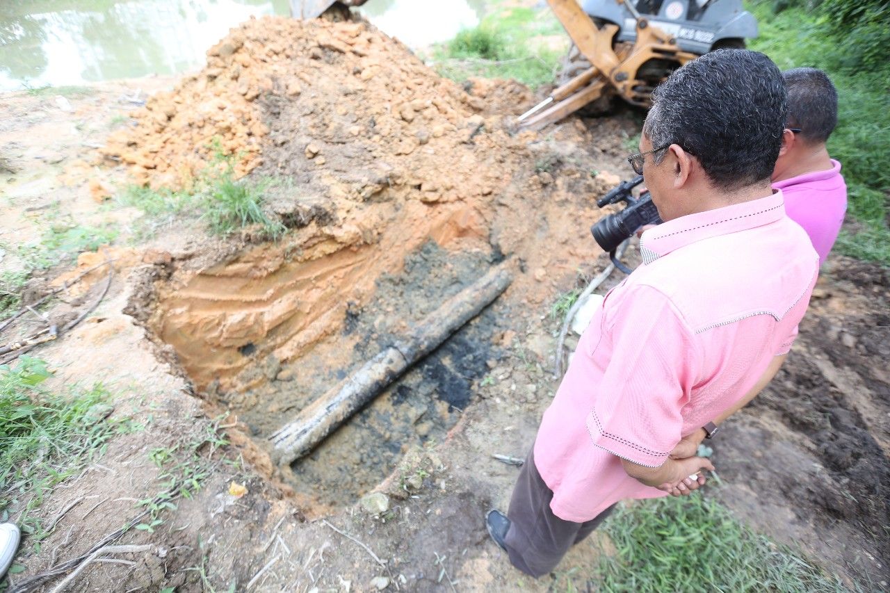 புவிப்பெயர்ச்சி ஏற்பட்டதிற்கு கனரக வாகனங்கள் காரணம்?  