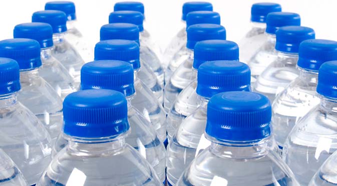 Lagi air botol pengilang Malaysia dikesan ada bakteria