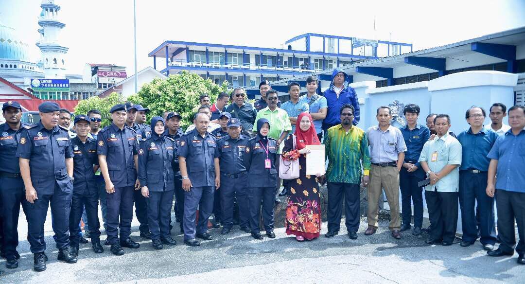 அகப்பக்கத்தில் ஊராட்சி மன்றங்களை இழிவு படுத்தியது, எம்பிகே காவல்துறையில் புகார்