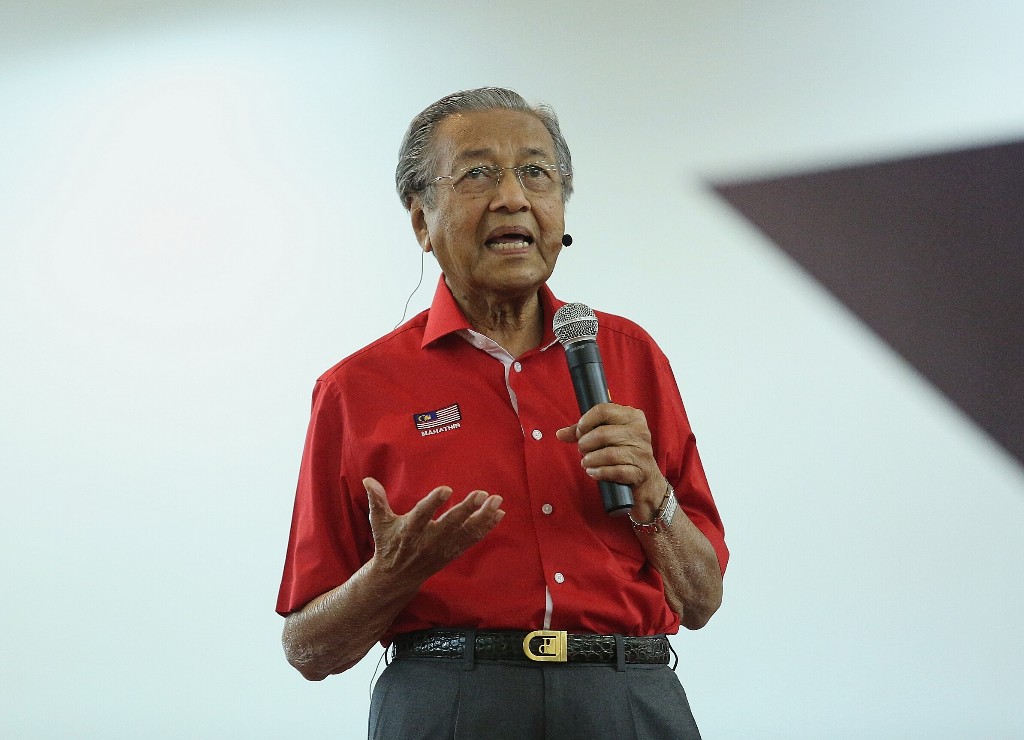 Ahli BN usia 92 tahun pun berebut kerusi PRU14 - Tun Dr Mahathir