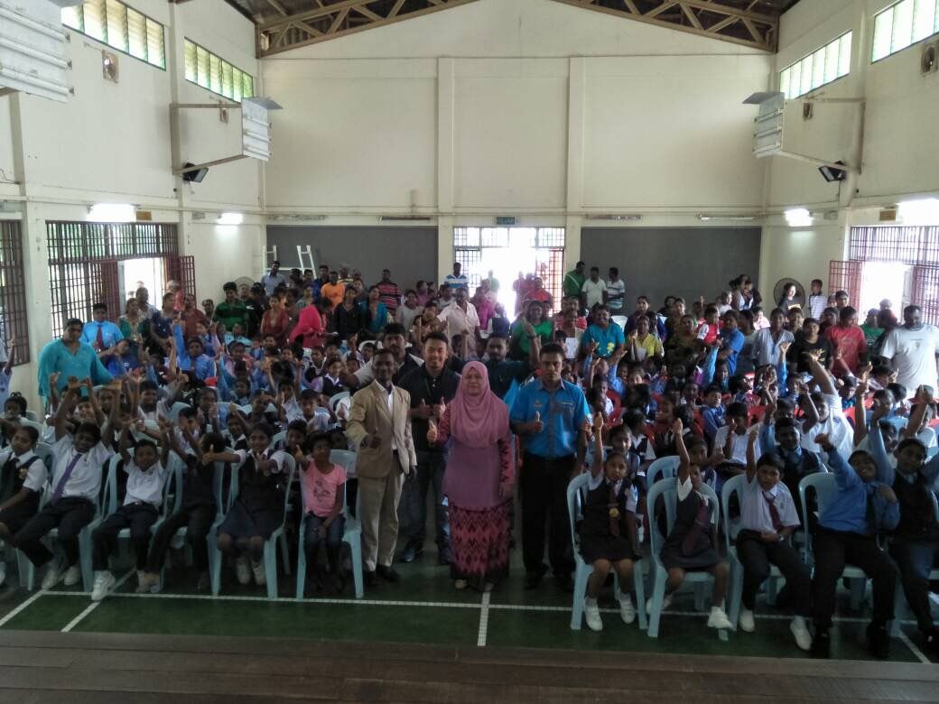 150 plantation workers’ children given bus subsidy