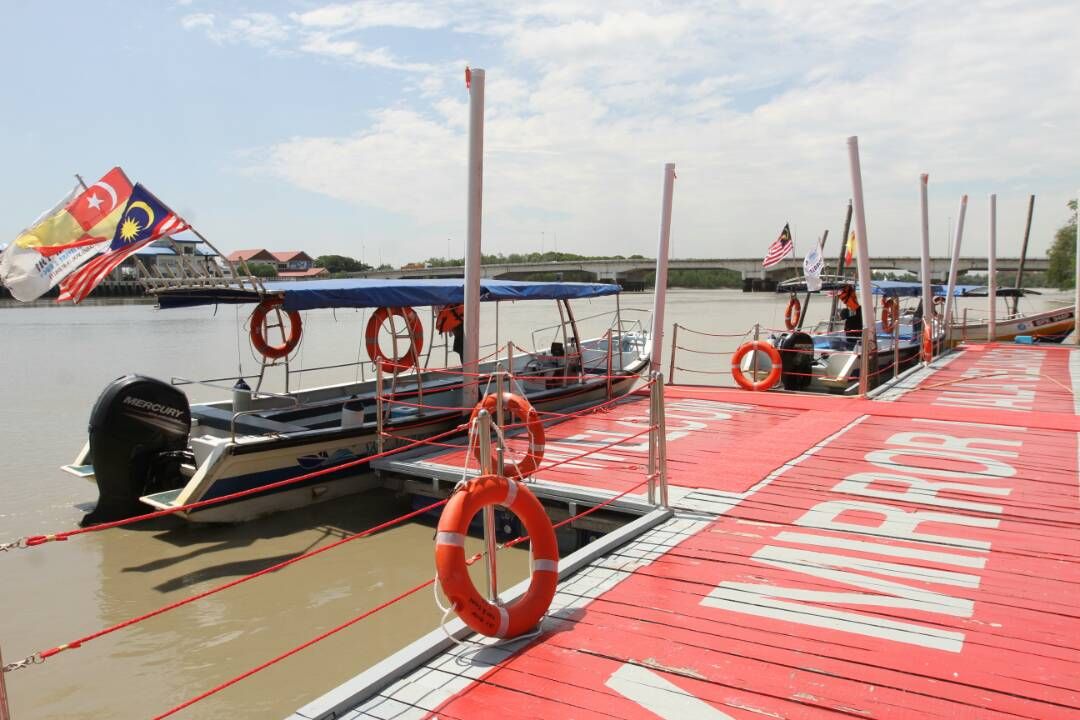 “天空之镜”新码头启用  刺激瓜雪生态旅游