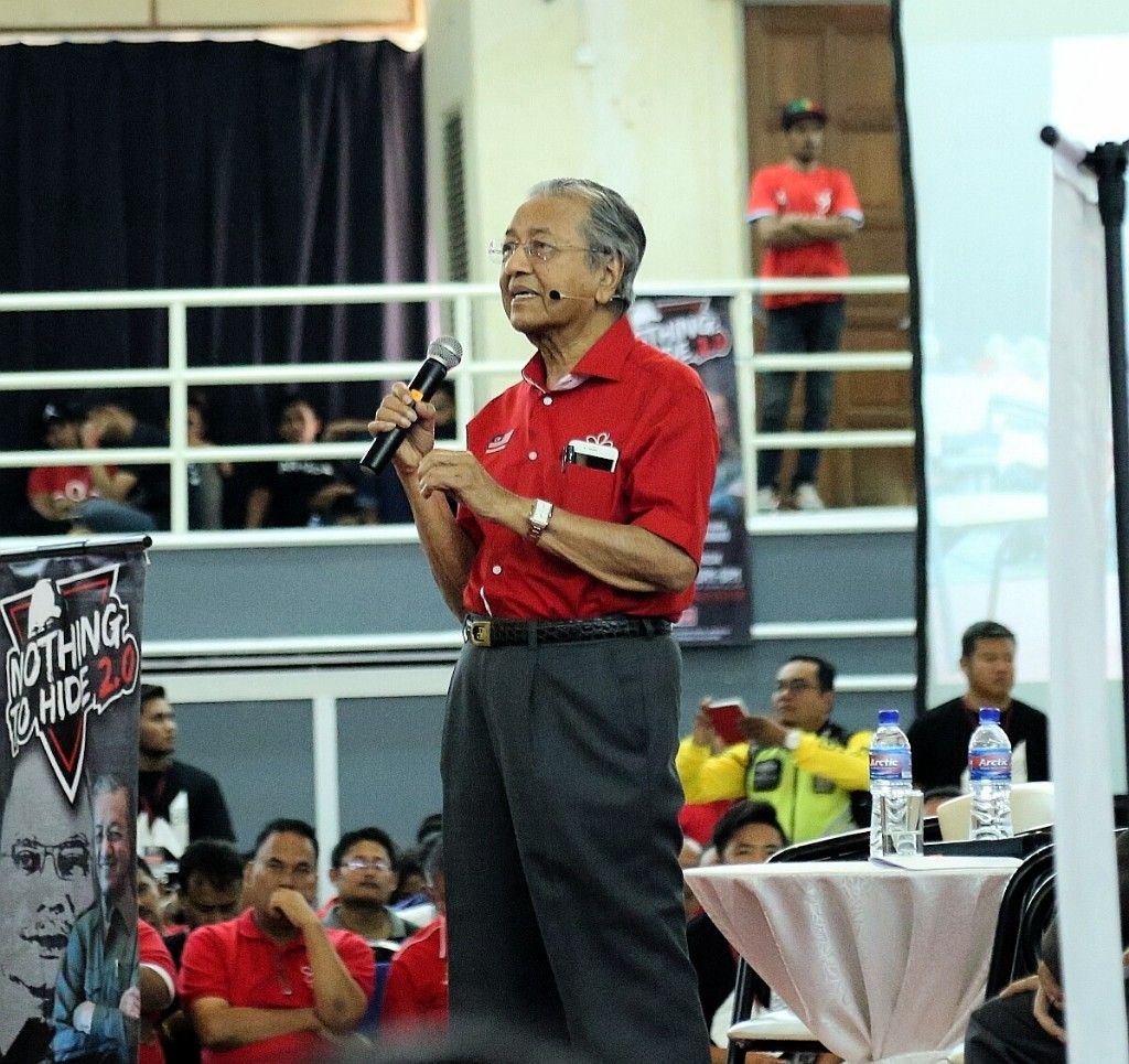 துன் மகாதீர் அம்னோவிற்கு மீண்டும் திரும்ப மாட்டார்