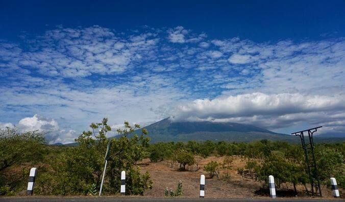 有条件行管期间  禁森林.远足.露营