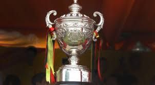 Piala Malaysia dipersembah kepada Sultan Nazrin pada 11 November