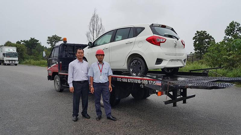INPENS terima sumbangan 3 kereta Perodua
