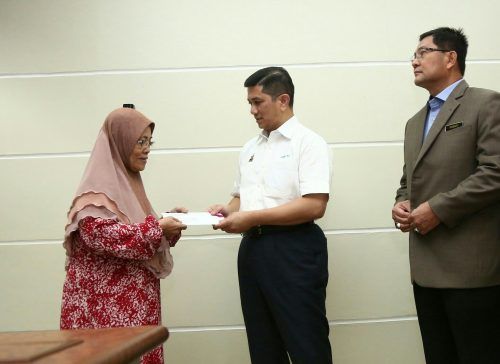 மந்திரி பெசார்: 50 ஆண்டுகளாக ஆட்சி செய்யும் போது ஏன் அமல்படுத்தவில்லை?