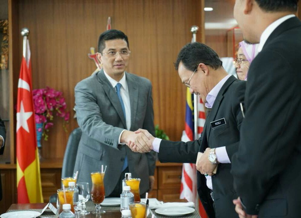 Pegawai daerah baru diharap laksana amanah & tanggungjawab