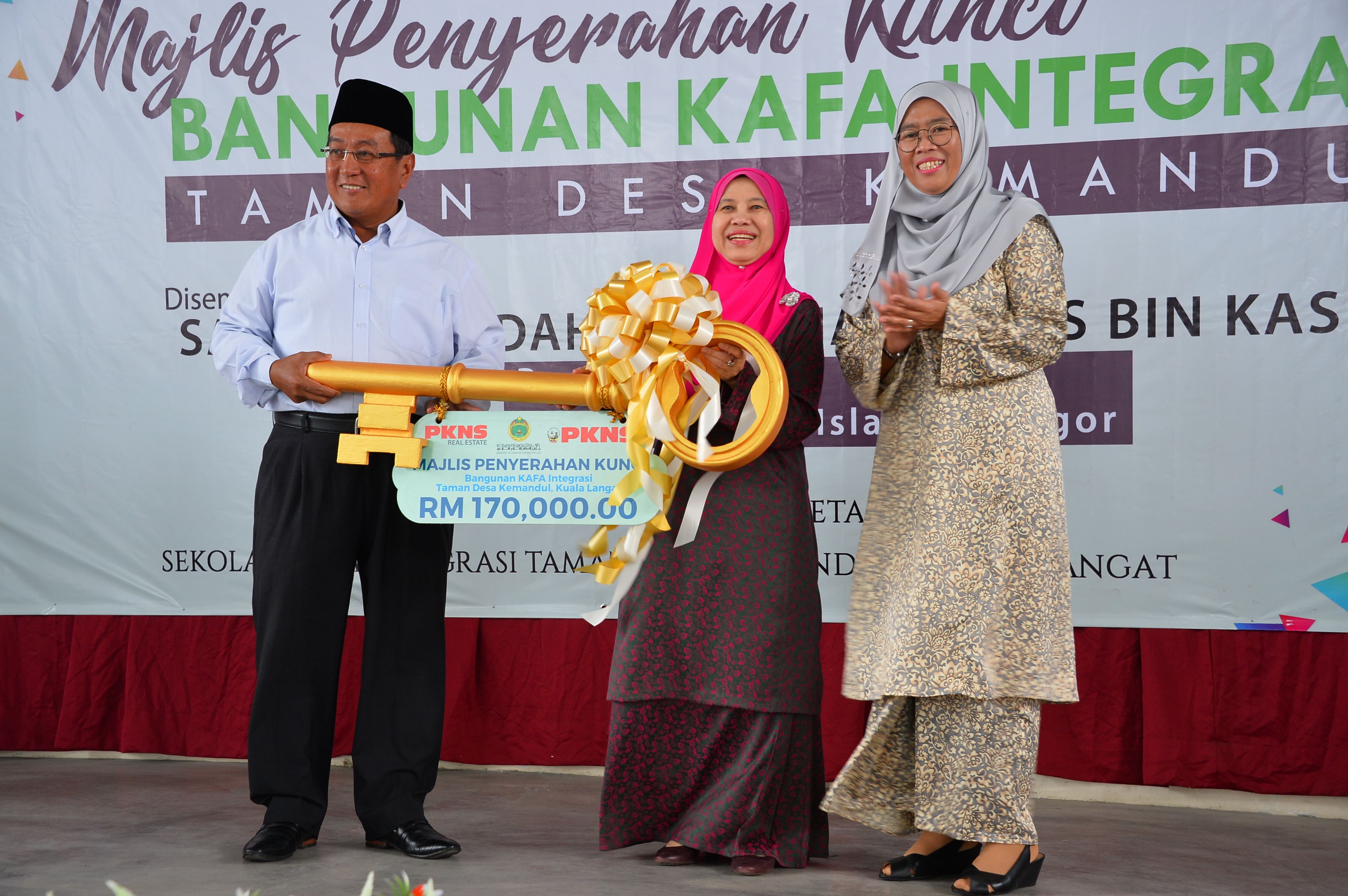 PKNS bantu tingkat kemudahan Sekolah KAFA Integrasi Taman Desa Kemandul